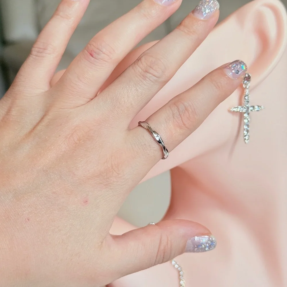 S925 Elegant Silver Twist Ring